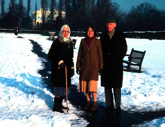 1982: Nicola and her parents (William LeFanu and Elizabeth Maconchy) in Regent’s Park